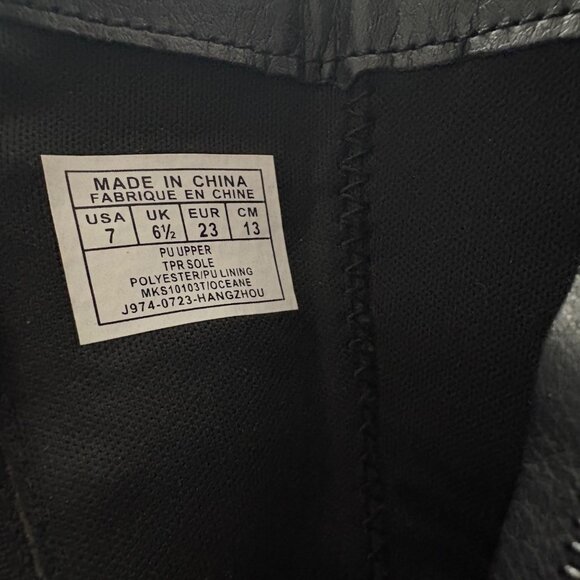 Michael Kors Girls Black Leather Logo Buckle Mid-Calf Boots Size 7 - Picture 3 of 13